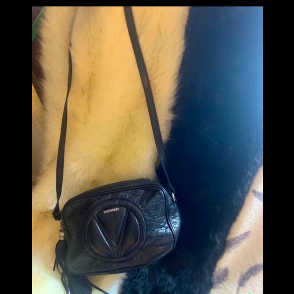 Valentino - Picture 2 of 2